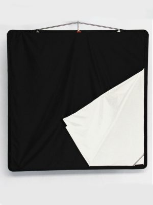 Ultrabounce black white Floppy – 120x120cm 48''x48''